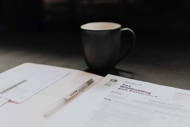 Read more about the article 什麼是滿期保險金？保險中的重要名詞解析