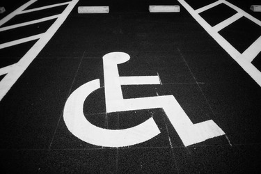 Read more about the article 豁免保費是什麼？符合這些條件就可以免繳保費